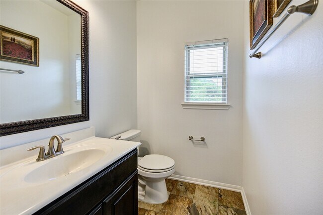 Building Photo - 10702 Claythorne Ct
