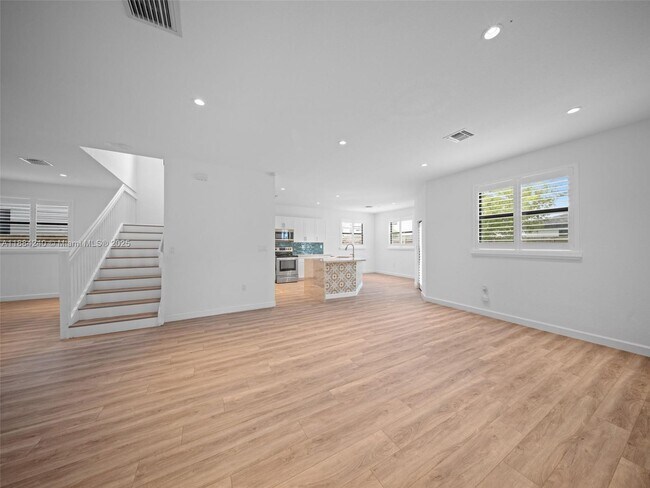Building Photo - 13362 SW 284th St
