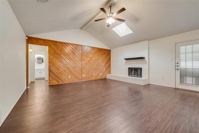 Building Photo - 516 Roberts Dr