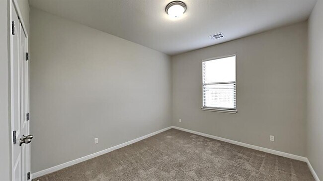 Building Photo - 3300 Brookstone Lakes Dr