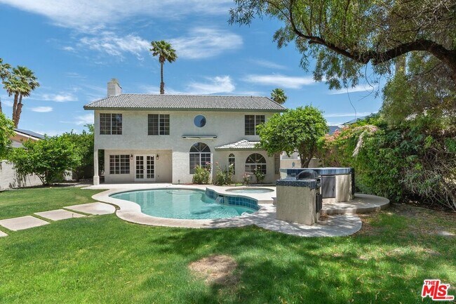 Building Photo - 68933 Risueno Rd