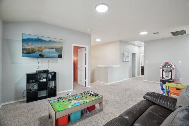 Building Photo - 1731 Emerald Edge