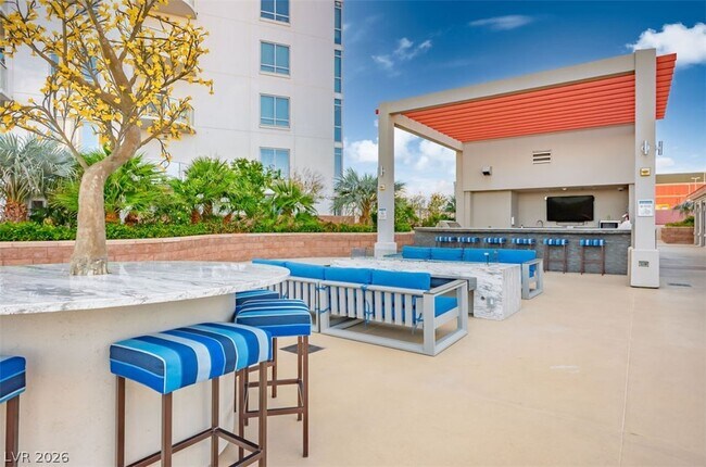 Building Photo - 200 W Sahara Ave