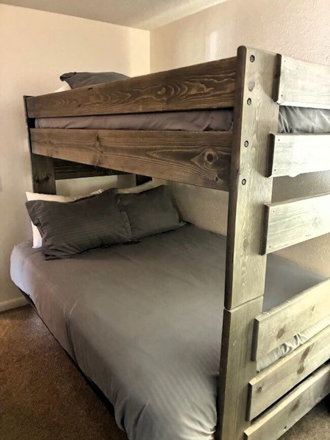Building Photo - Long Term Rental- Gold Camp #69