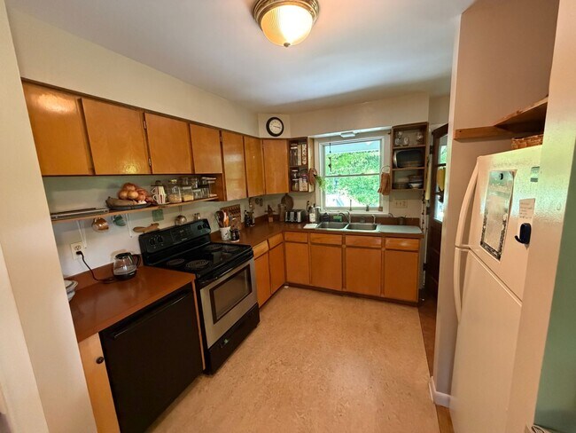 Building Photo - 59 Goose Creek Rd