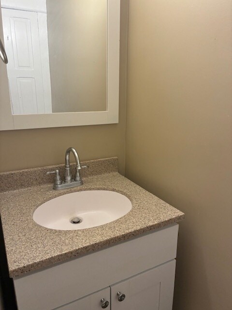 Building Photo - 521 S Main St