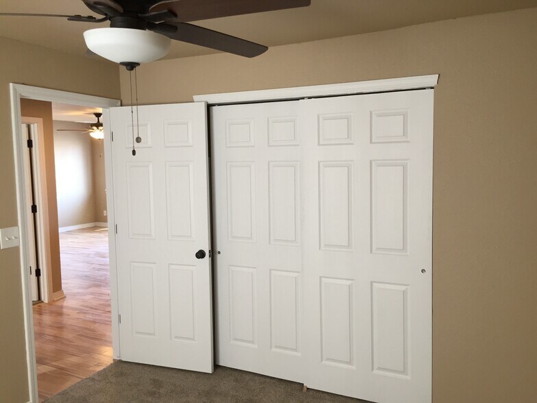 Building Photo - 203 S Mesa St