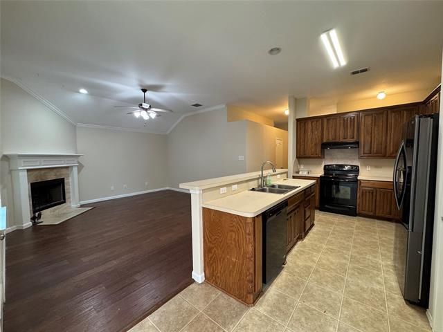 Building Photo - 8217 Edgepoint Tr