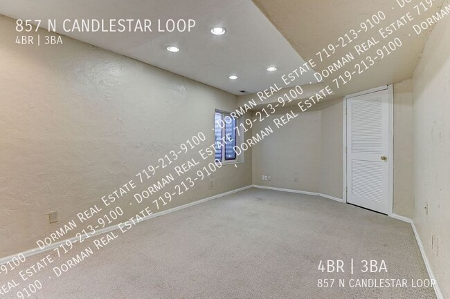 Building Photo - 857 Candlestar Loop N