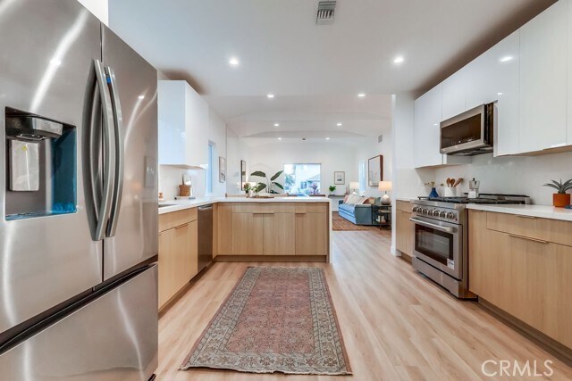 Building Photo - 4016 6th Ave