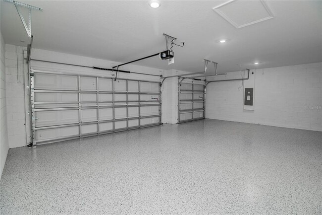 Building Photo - 2068 Babbling Brk Blvd