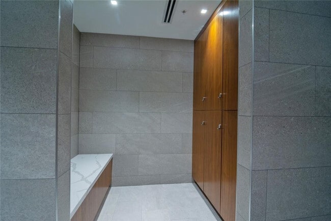 Building Photo - 1180 N Federal Hwy