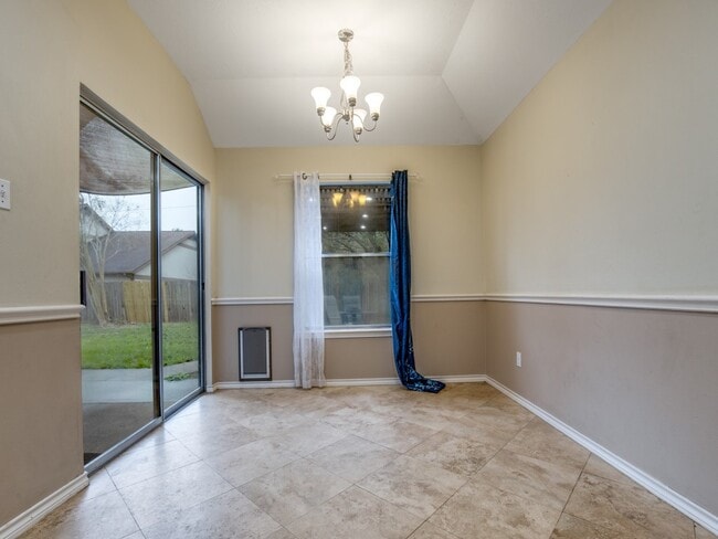 Building Photo - 3426 Mission Valley Dr