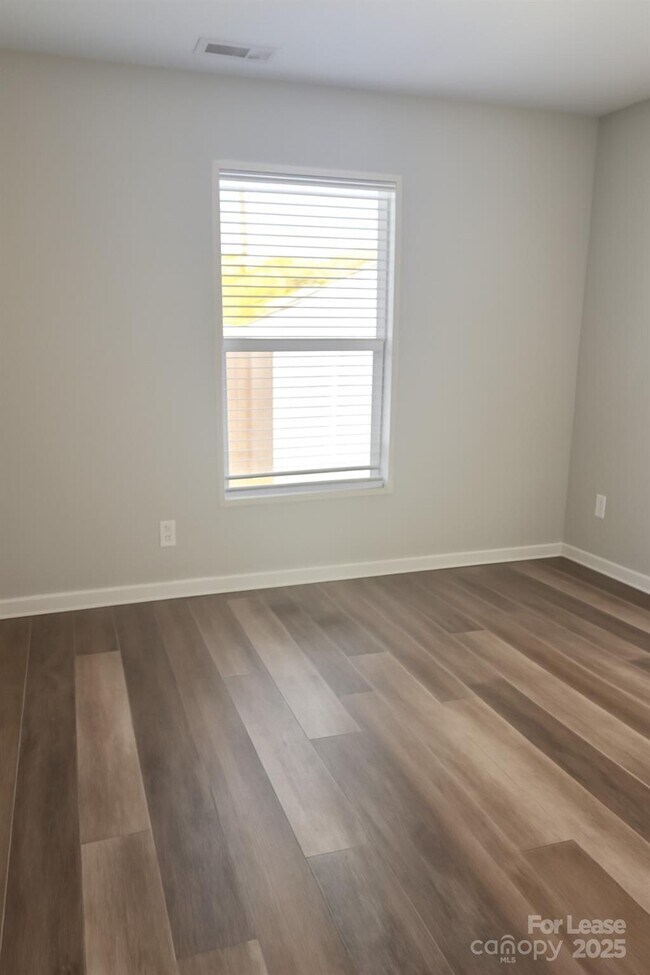 Building Photo - 5235 Swearngan Rd