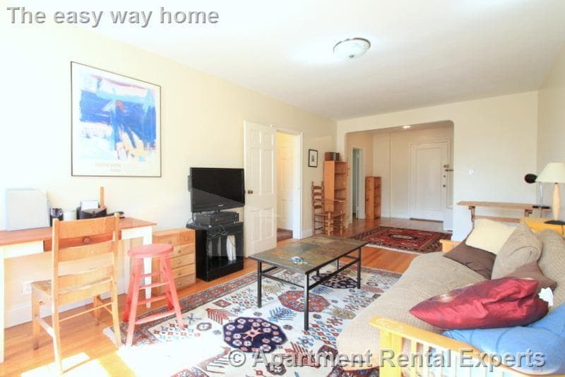 Building Photo - 16 Ware St