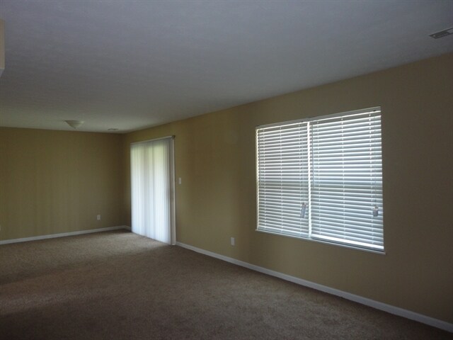 Building Photo - 936 Hathaway Dr