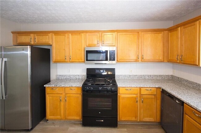 Building Photo - 3292 Shady Valley Ct SW