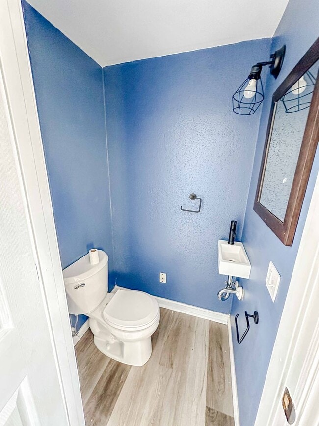 Building Photo - Unique and beautiful 2-3 bedroom home available for rent