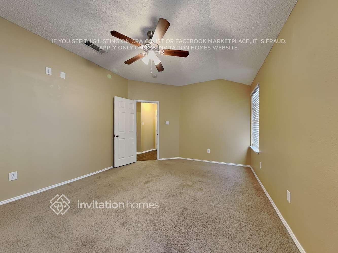 Building Photo - 2720 Briscoe Dr
