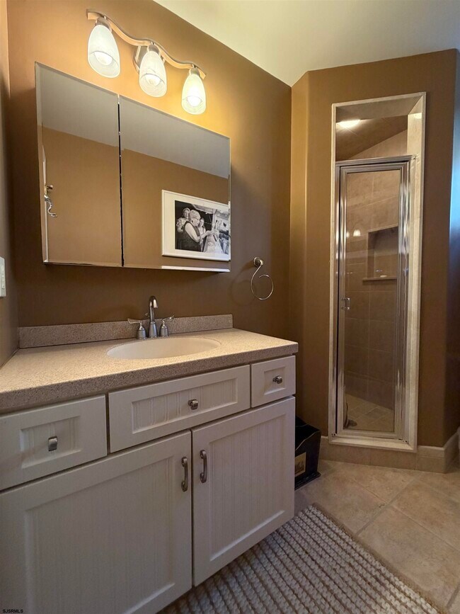 Building Photo - 26 S Coolidge Ave