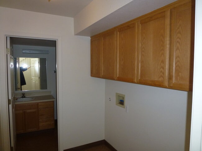 Building Photo - gbfront