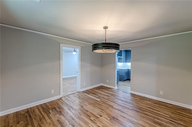 Building Photo - 1624 Dodson Dr SW