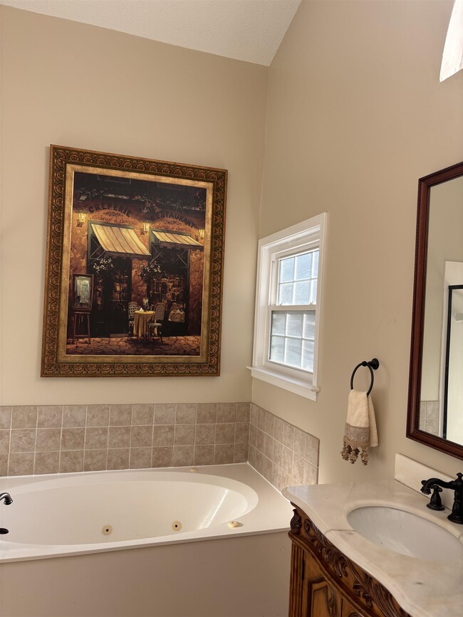 Building Photo - 163 Sugar Plum Dr