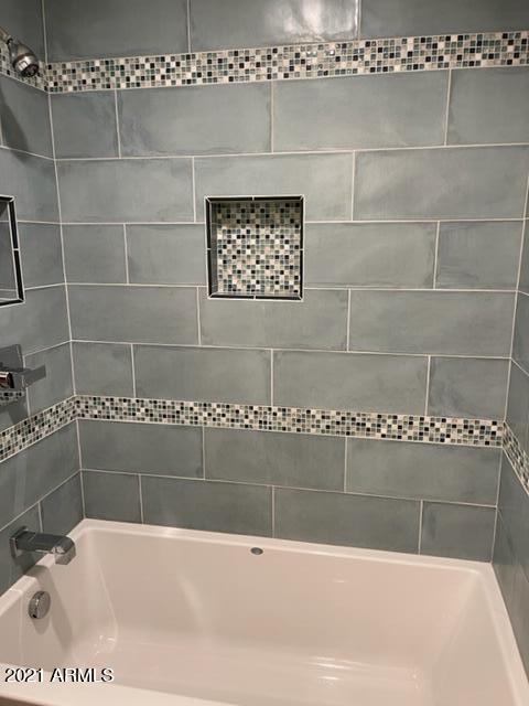 Building Photo - 860 N McQueen Rd