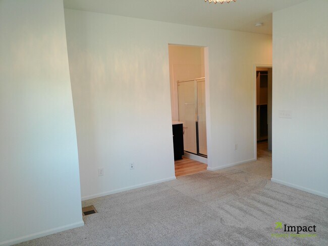 Building Photo - 1656 S Tower Rd
