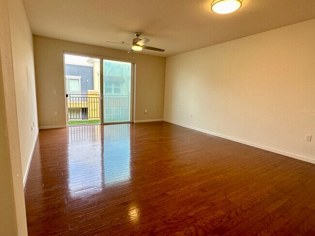 Building Photo - 809 Auzerais Ave