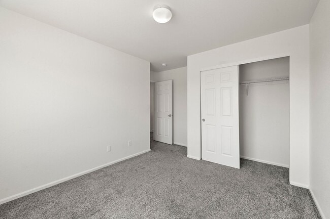 Building Photo - 11850 Kalmath Way