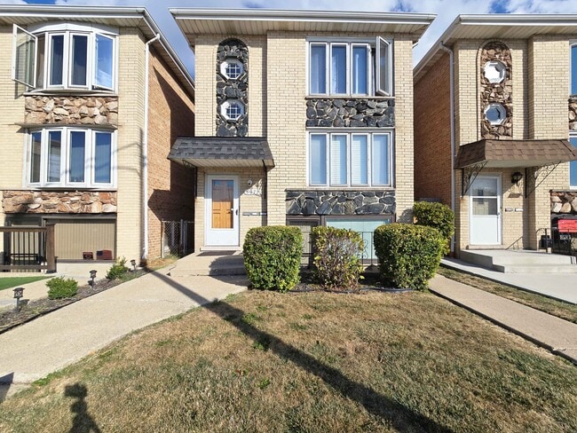 Building Photo - 5972 S Archer Ave