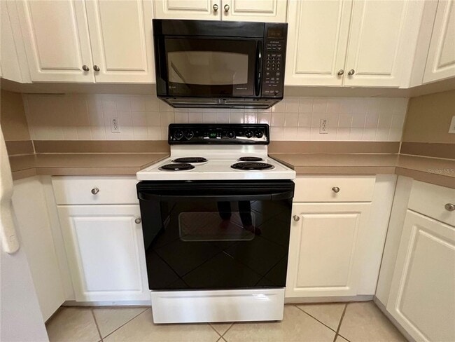 Building Photo - 4333 Bayside Village Dr