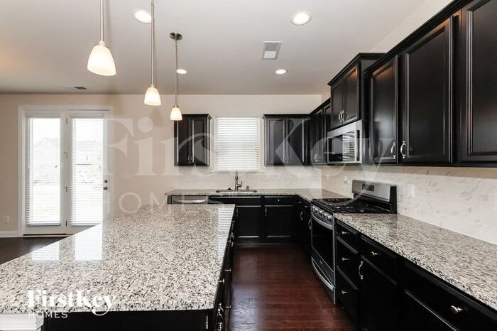 Building Photo - 16138 Kelby Cv
