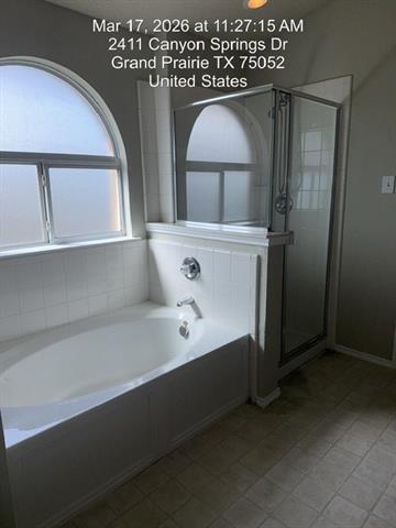 Building Photo - 2411 Canyon Springs Dr