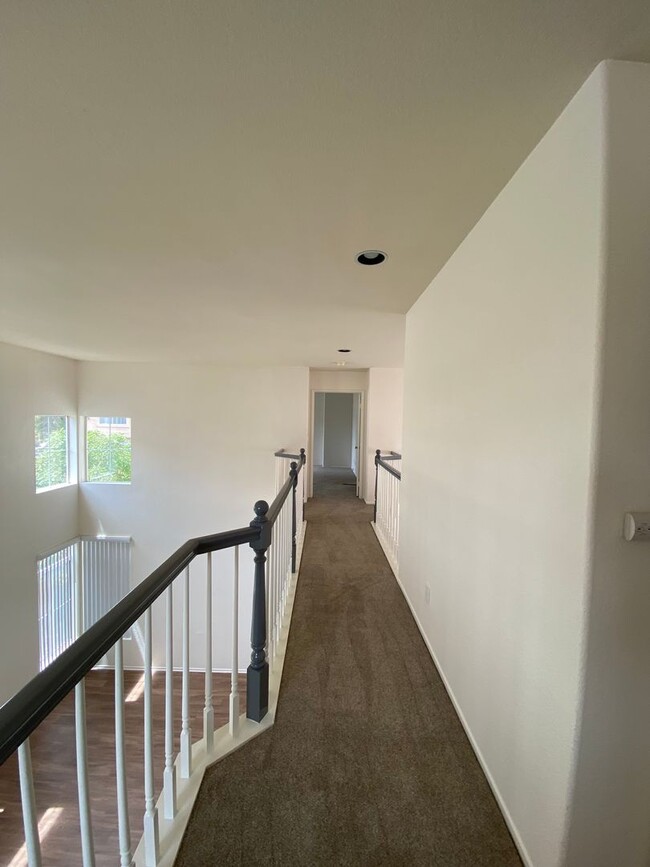 Building Photo - 7470 Mason Heights Ln