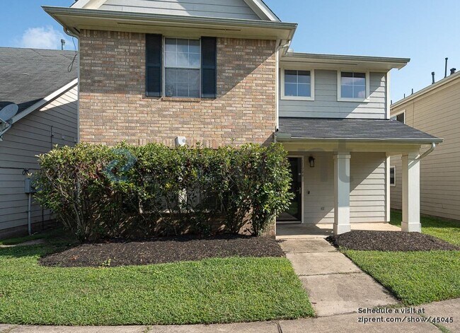 Building Photo - 11944 Chanteloup Dr
