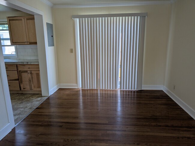 Building Photo - 3785 G St