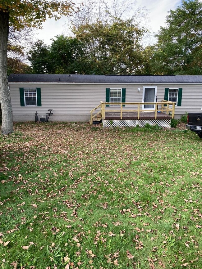 Building Photo - 259 Swain Hill Rd