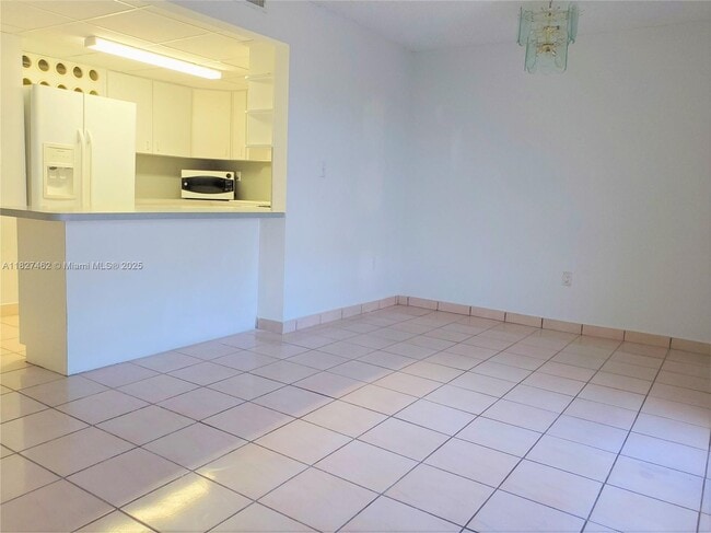 Building Photo - 311 SW 110th Ave