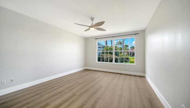 Building Photo - 5533 Avellino Pl