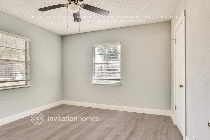 Building Photo - 1324 37th St
