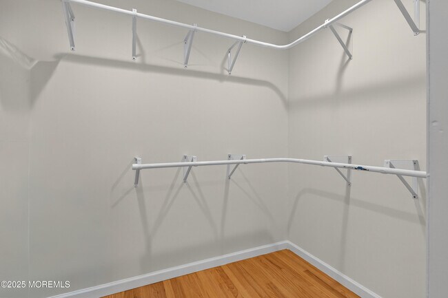 Building Photo - 1114 6th Ave