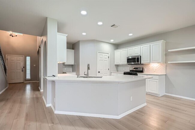 Building Photo - 170 Wildhorse Creek