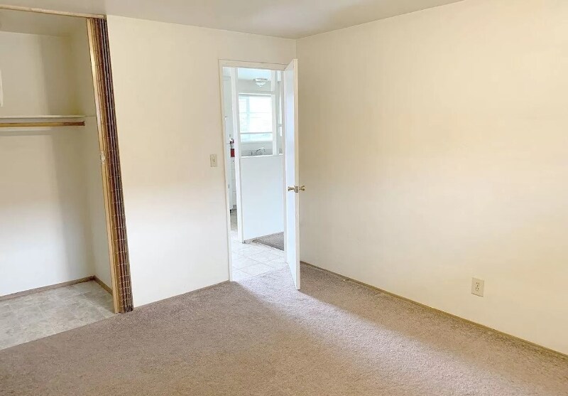 Building Photo - 810 NW 23rd St