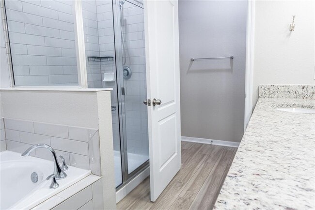 Building Photo - 11926 Sands Cv