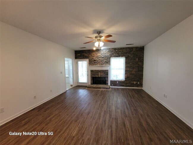 Building Photo - 77 Groves Ln