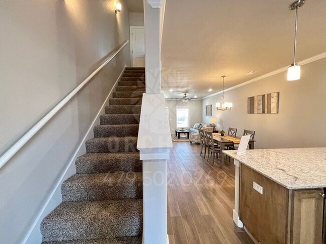 Building Photo - 2 Bed/ 2.5 Bath | Townhome in Siloam Springs! Must Move-in by 6/30