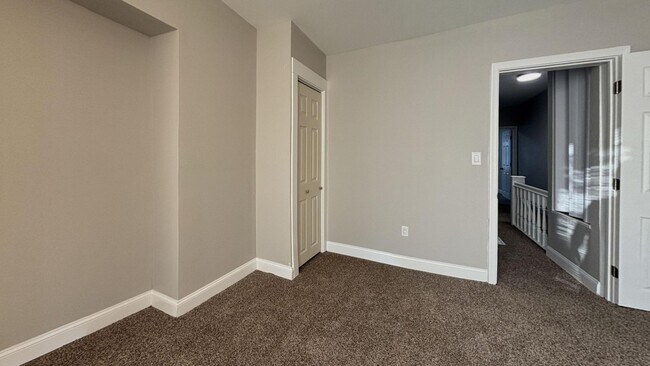 Building Photo - Bright 3BR with Sleek Vinyl Flooring & Modern Kitchen