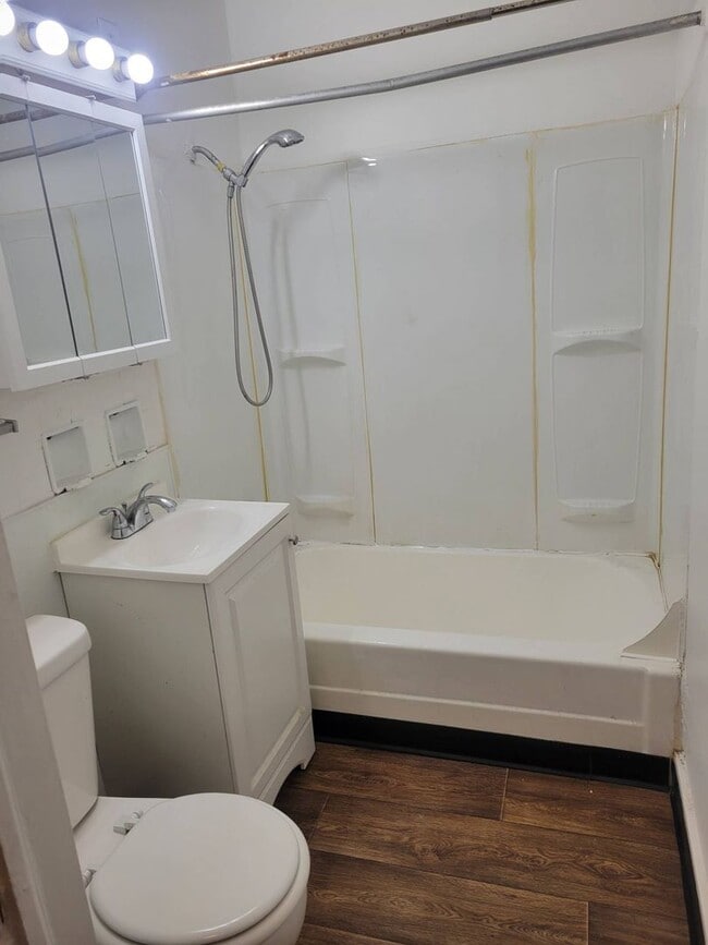 Building Photo - 5951N37thJ